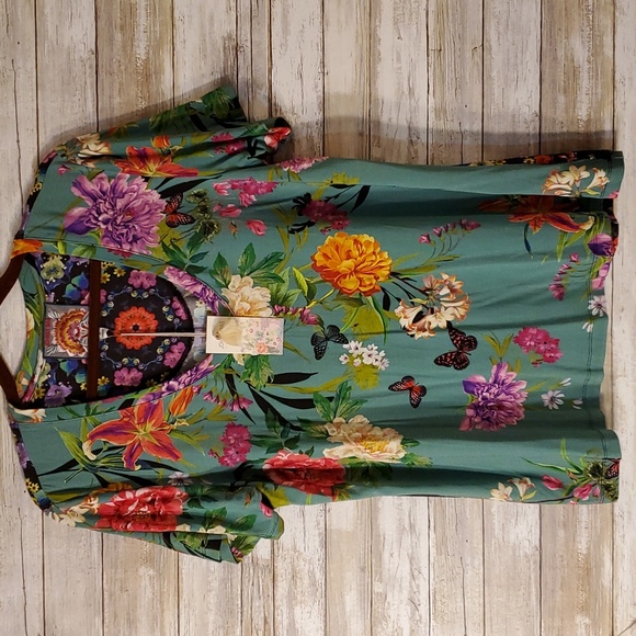 Johnny Was Tops - NWT JOHNNY WAS Panya Favorite Tee XL